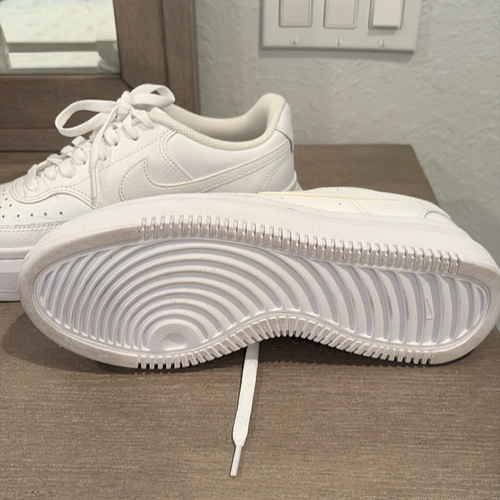 Nike Court Vision Alta Platform Sneaker Size 9.5 - Picture 4 of 4